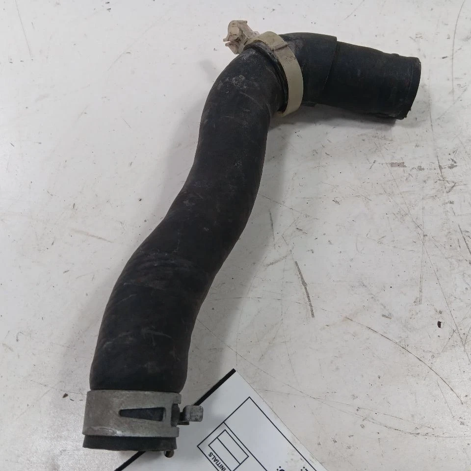 Трубка шланга радиатора Toyota Corolla 1,8 2016 2015 2014 годов выпуска - Изображение 2 из 4
