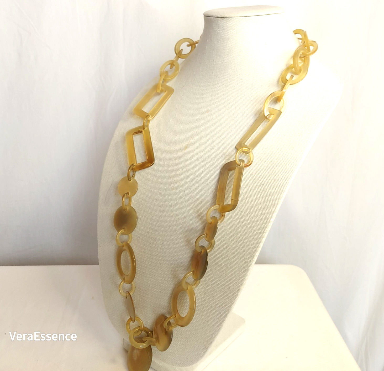 Large Tortoise Acrylic Link Statement Necklace Be… - image 6