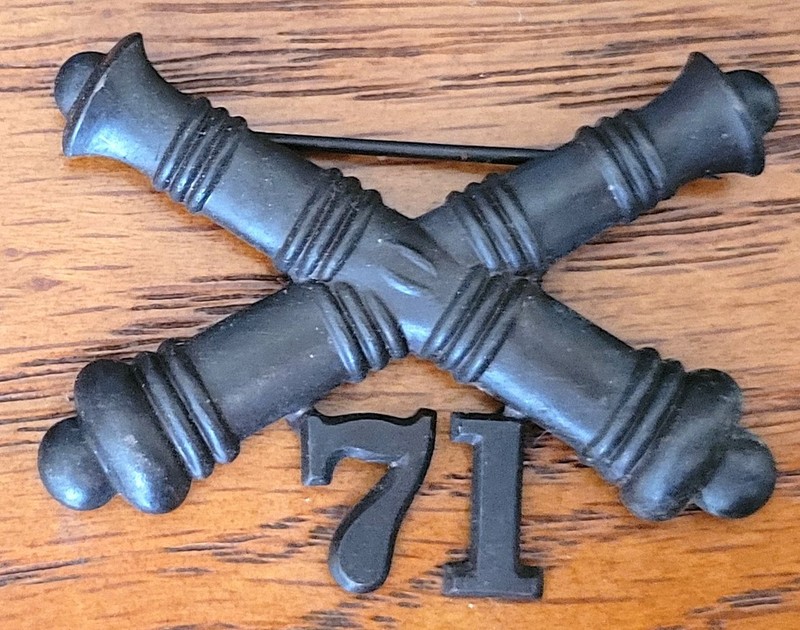 U.S. 71st Artillery Collar Insignia 1902-1905 Original Subdued j