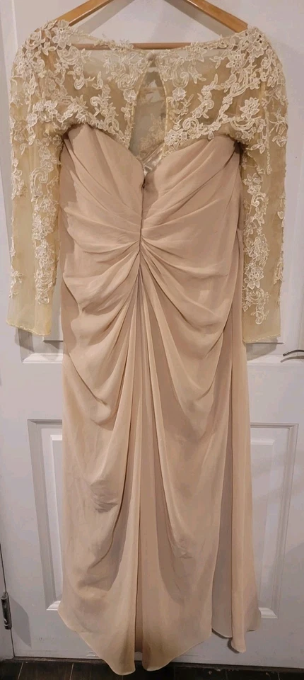 Vestido de noiva mãe da noiva XL 16-18 bege renda reunida com miçangas Ada's Bridal - Imagem 2 de 4