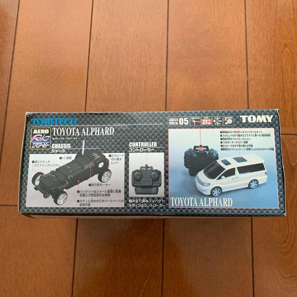 TOMYTEC Toyota Alphard Aero 1/10 RC Car 2-Speed 27MHz with Controller Used - Image 2 of 4