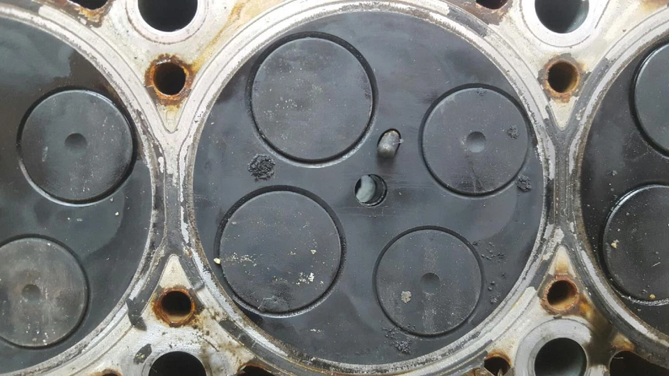 059103266FX Culata para AUDI A6 BERLINA (4B2) 2.5 TDI 2000 1802564 - Imagen 2 de 4