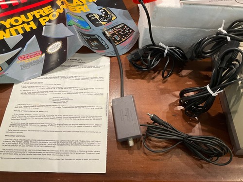 NES Action Set Nintendo Entertainment System Console CIB completo di scatola testato - Foto 10 di 23