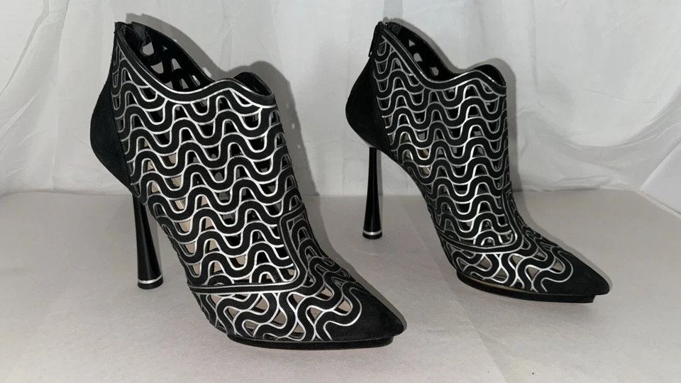 40/9❤️NICHOLAS KIRKWOOD MADE ITALY Negro Gamuza Cuero Tacones Altos BOTINES Foto 2 de 4