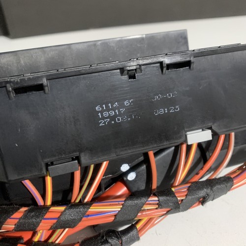 2004 - 2010 BMW E60 525I 530I 545I FRONT POWER DISTRIBUTION FUSE BOX OEM 6932452 - Foto 10 di 13