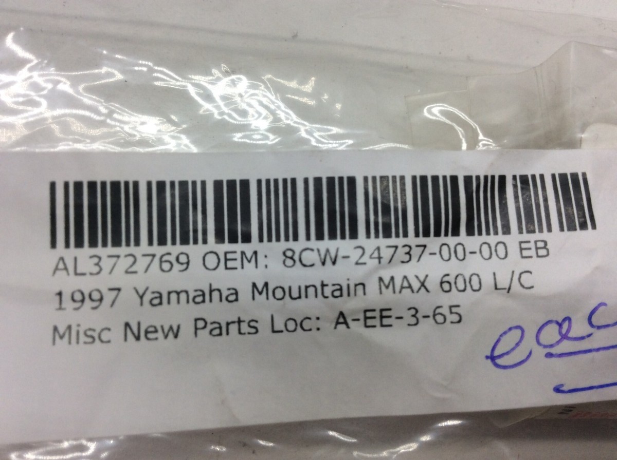 NOS New Yamaha Seat Damper Mount 1992-2022 Venture RS Venture SX