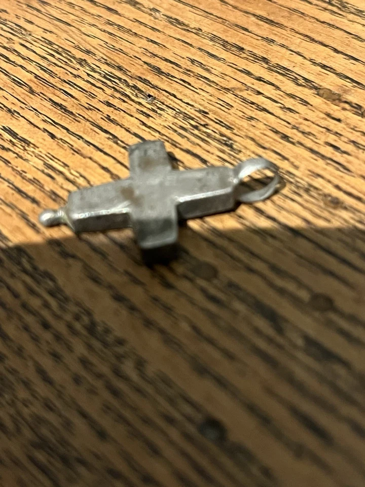 RARE CROIX EN ARGENT ROMAIN , Mero, Féodale ? A Déterminer - Photo 2/4