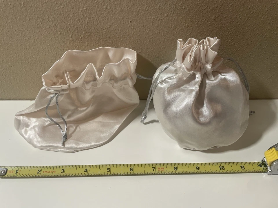 Bolso 50 Satén Cordón Blanco con Encaje y Perlas Boda, Comunión Monedero Foto 3 de 4