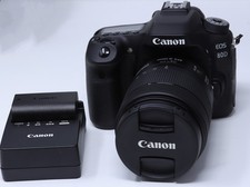 Canon EOS 80D 24.2MP Digital SLR Camera with 2 lens excellent condition
