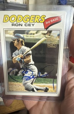 2002 Topps Archives - Autographs Ron Cey #TAA-RCE (AU)
