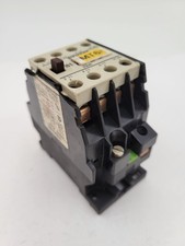 Siemens 3TB4010-0A Contactor 20 Amp 600V 24V Coil DIN Mount Bolt On