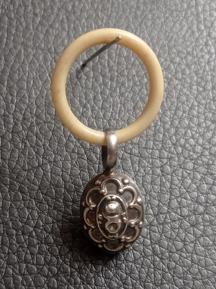 Ancien Hochet Grelot Miniature Accessoire de Poupée Napoléon III Argent Massif - Photo 2/4