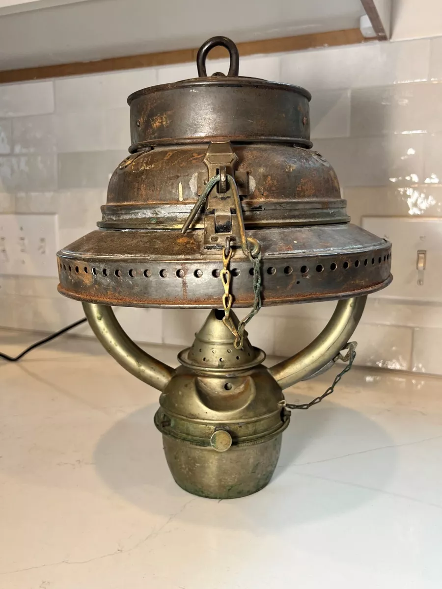 Antique Rare 1800 s Ship Oil Lantern Lamp Made in England Nice
