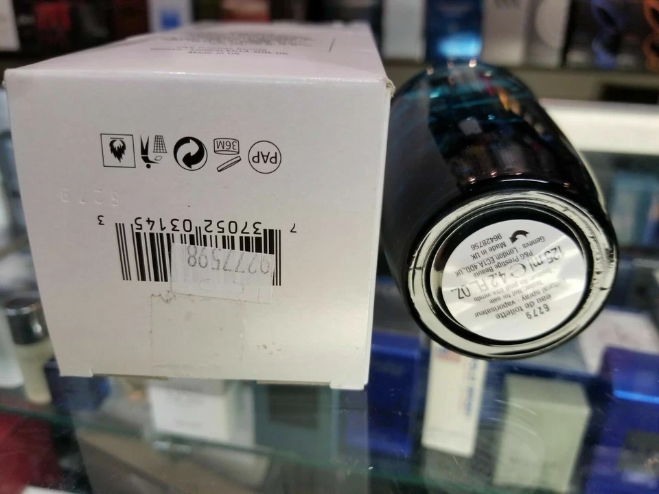 Hugo Dark Blue por Hugo Boss 2,5 oz 75 ml EDT O 4,2 oz Him Spray Hombres NUEVO EN CAJA Foto 3 de 4