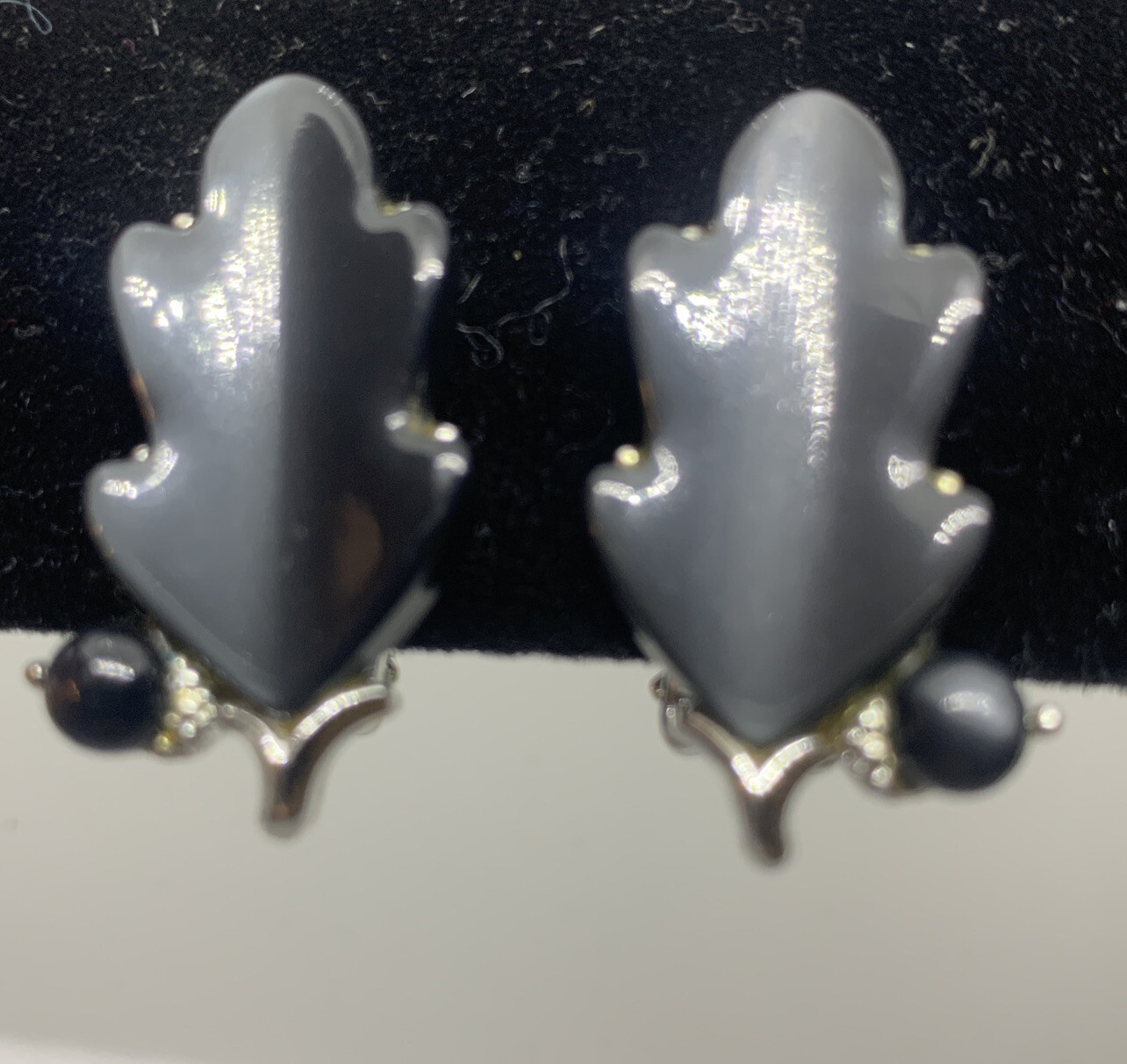 Vintage LISNER SIGNED BLACK TREE LEAF THERMOSET P… - image 5