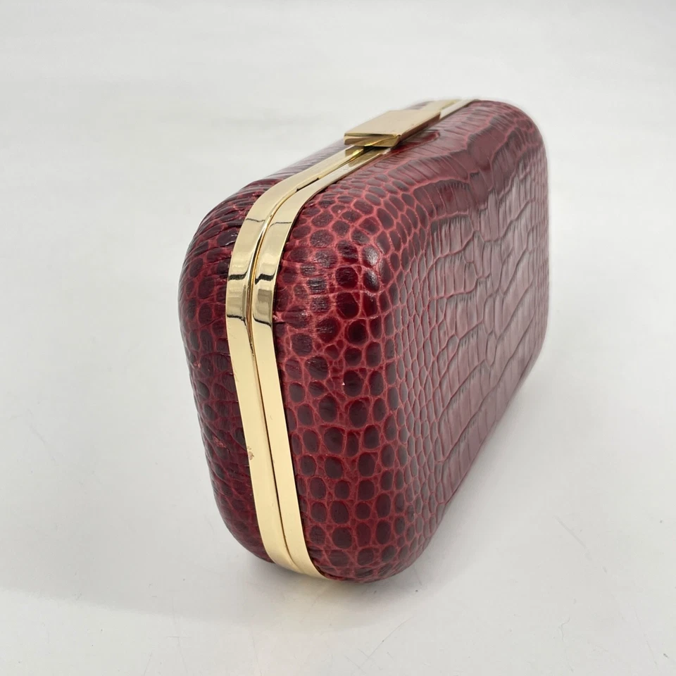 Bolso sin asas Banana Republic pequeño burdeos cocodrilo cuero genuino cadena dorada carcasa rígida Foto 4 de 4