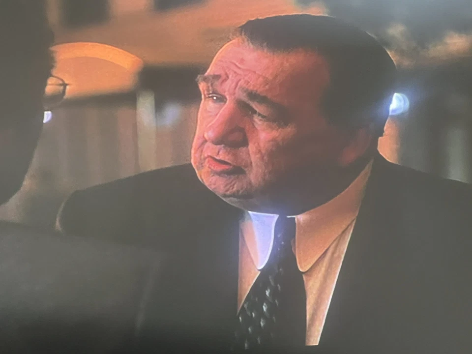 Panasonic PT-RZ770 RZ 770 WUXGA Projector  3,737 Hours With Lens - Image 3 of 4