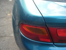 Feu arrière Mazda 323