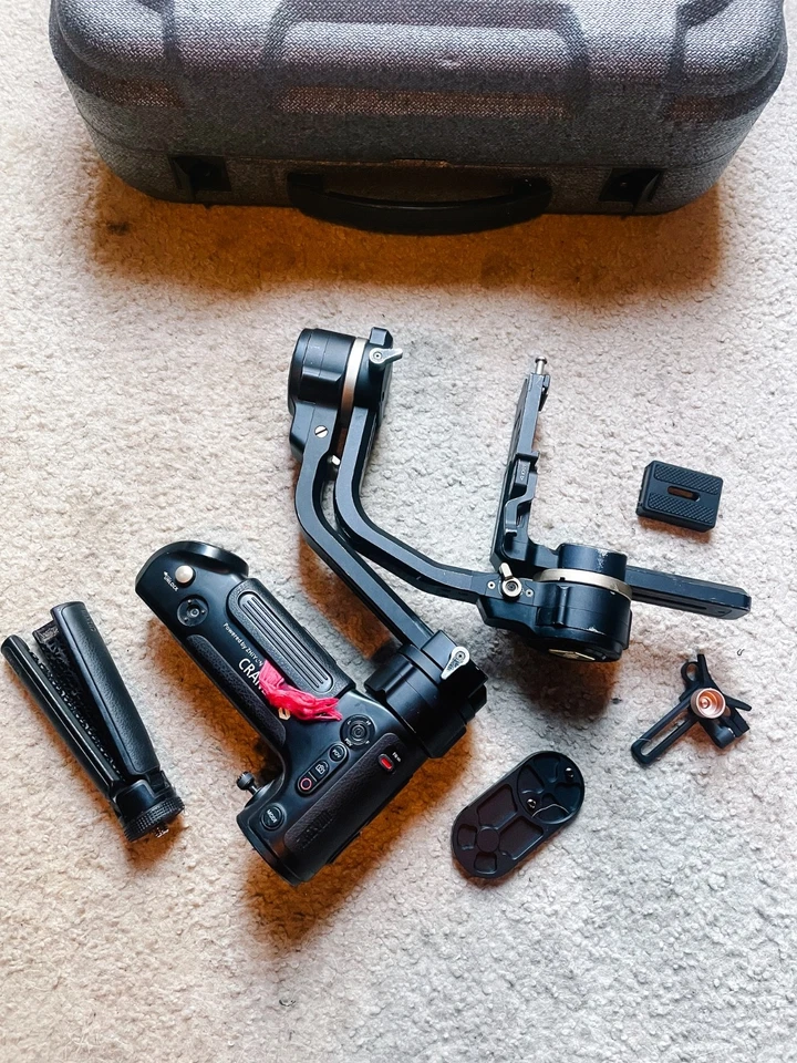 Estabilizador cardán cámara profesional de cine de 3 ejes ZHIYUN Crane 3S Foto 2 de 4