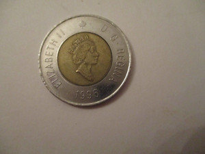 1996 Canada 2 Dollars Bi-Metal Coin Elizabeth ll  D.G. Regina and Polar BearF-VF