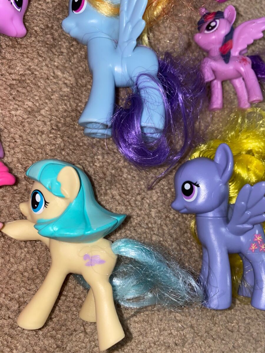 Collectible LOT OF 16 Small My Little Pony Little Ponies Figures