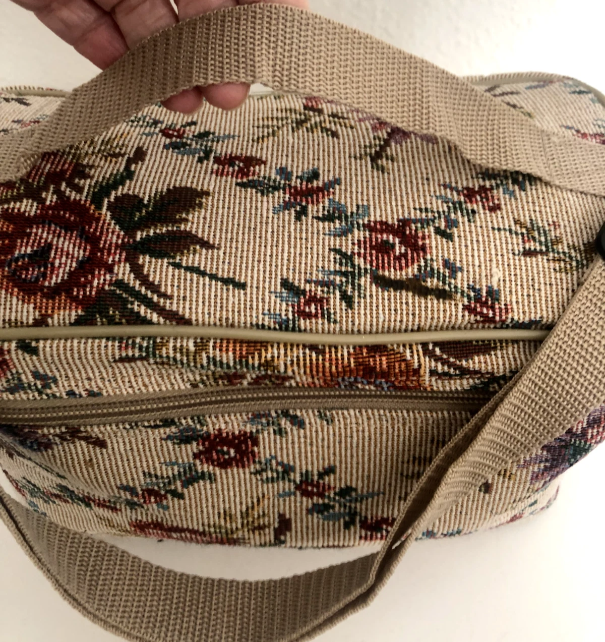 NEW 6" Travel ROSE TAPESTRY Shoulder Strap COSMETIC CASE Makeup Organizer Bag