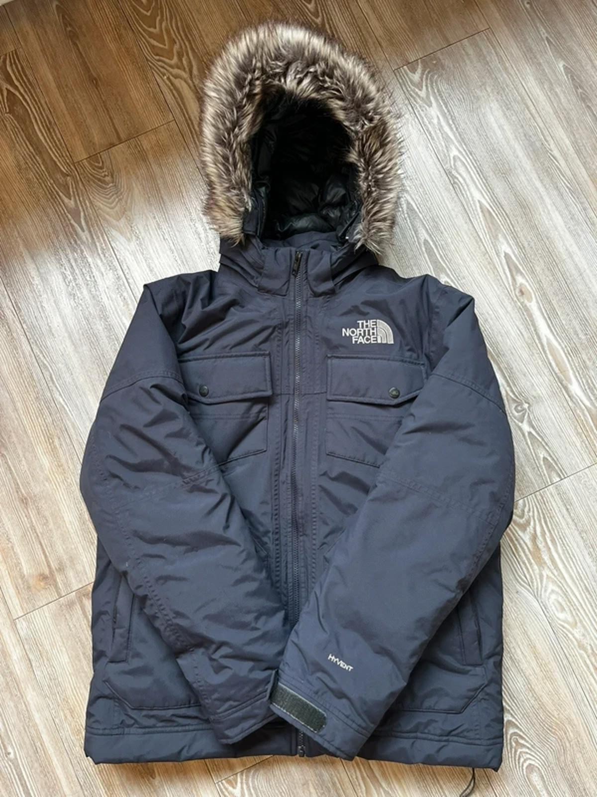 The North Face HyVent Down Parka Jacket Navy Fur Hood Mens L Winter Coat