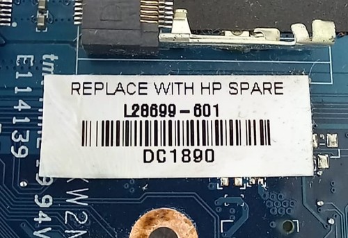 Carte mère HP Zbook 15 G5 Intel Core i7-8850H Nvidia DEFECTUEUSE/pour pièces détachées - Photo 6/6
