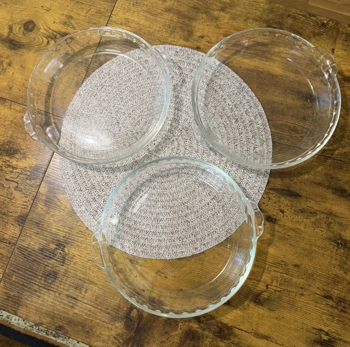Vintage Pyrex Pie Plates 9.5” Scalloped Edge Handles #229 Made in USA 3 pieces