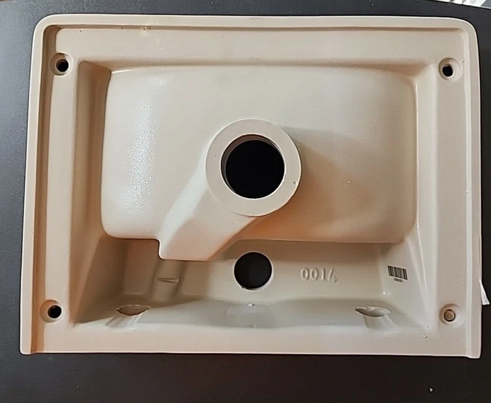 Nameeks CeraStyle 001400-U-Un agujero mini 14-3/4" montado en la pared o fregadero de recipiente Foto 3 de 4