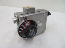 PROTECH  Gas Control Thermostat - Natural Gas SP14270F  (A21115-4)NR LOC D-2