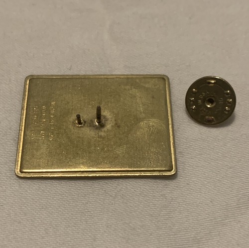 Vintage NASCAR Brickyard 400 Inaugural Race 1994 Lapel Hat Pin - Picture 3 of 5