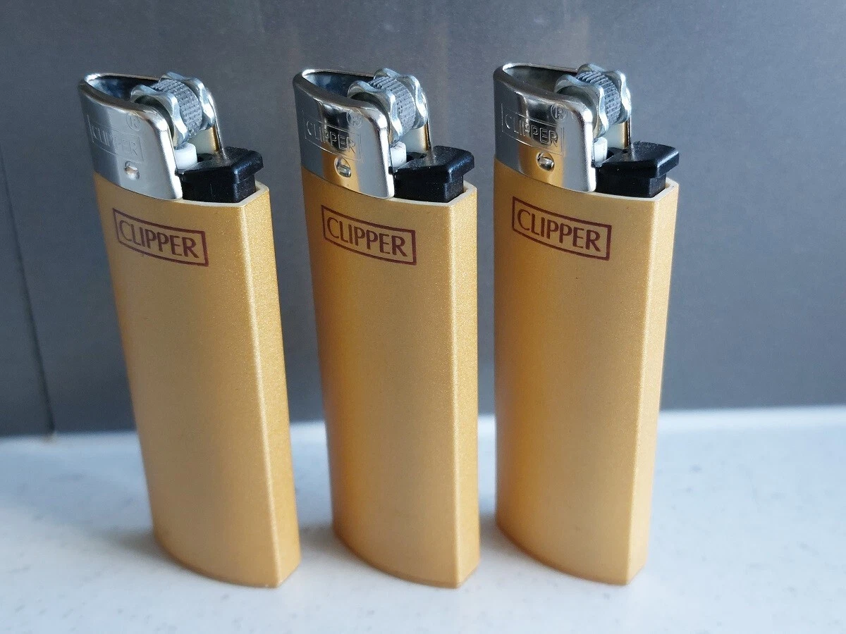 Genuine Clipper   SOLID  Black Refillable Flint normal flame - 4 Pack +3 Gold C - Picture 2 of 2