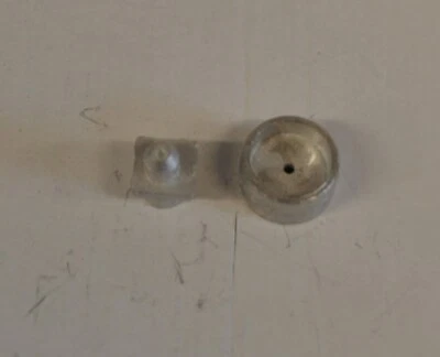 DENZIL SKINNER NUFFIELD TRACTOR 1:16, WHITE METAL SIDE PULLEY