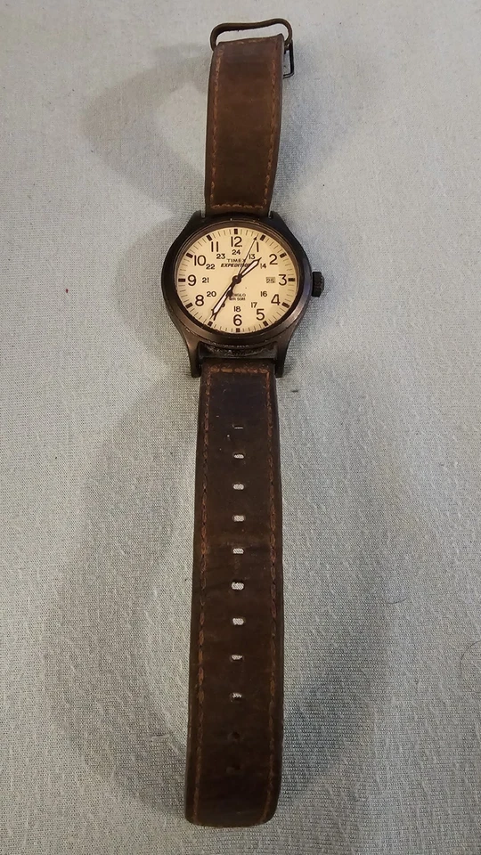 Reloj Timex Expedition Scout para Hombres Correa Original para Correr Foto 3 de 4