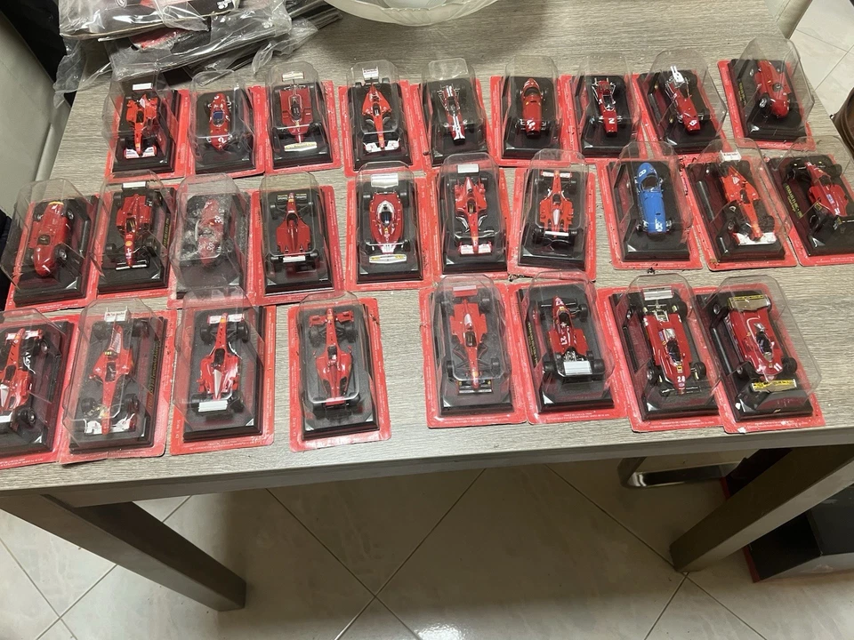 Modellini Ferrari F1 Collection (Centauria) 1:43 – solo teca - Immagine 2 di 3