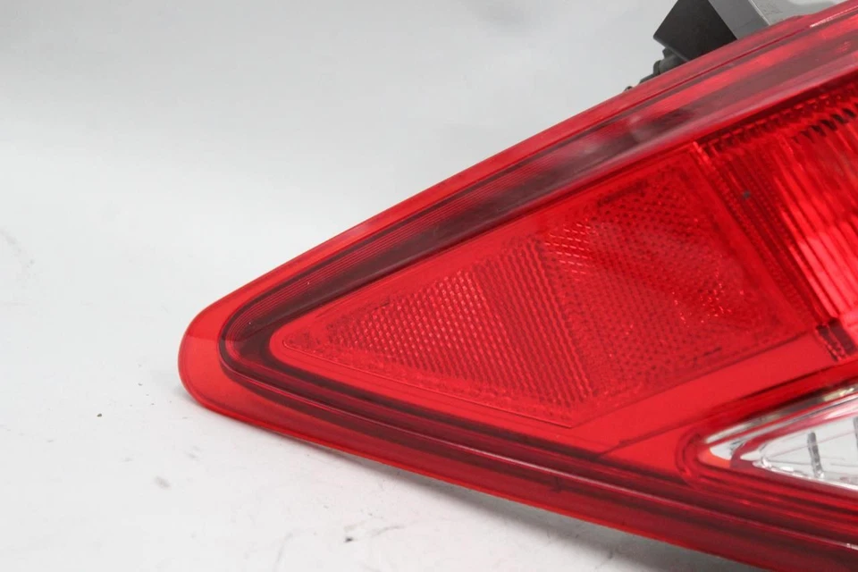 Left Driver Tail Light Quarter Panel Mounted Fits 2011-17 NISSAN QUEST OEM 35039 - Image 3 of 4