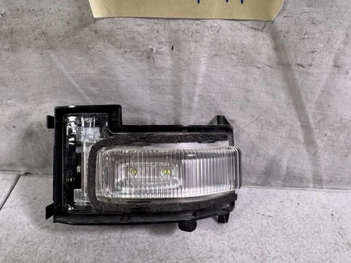 OEM 2022-2024 Ford Bronco LH Driver Left Mirror Side Light Marker M2DB13B382AB