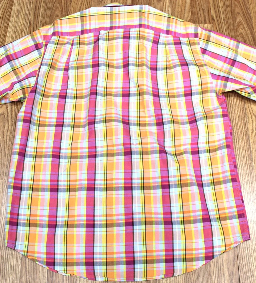 CAMISA DE COLECCIÓN CLEARWATER OUTFITTERS CORTE REGULAR 100% ALGODÓN ROSA A CUADROS Talla MEDIANA, M Foto 4 de 4