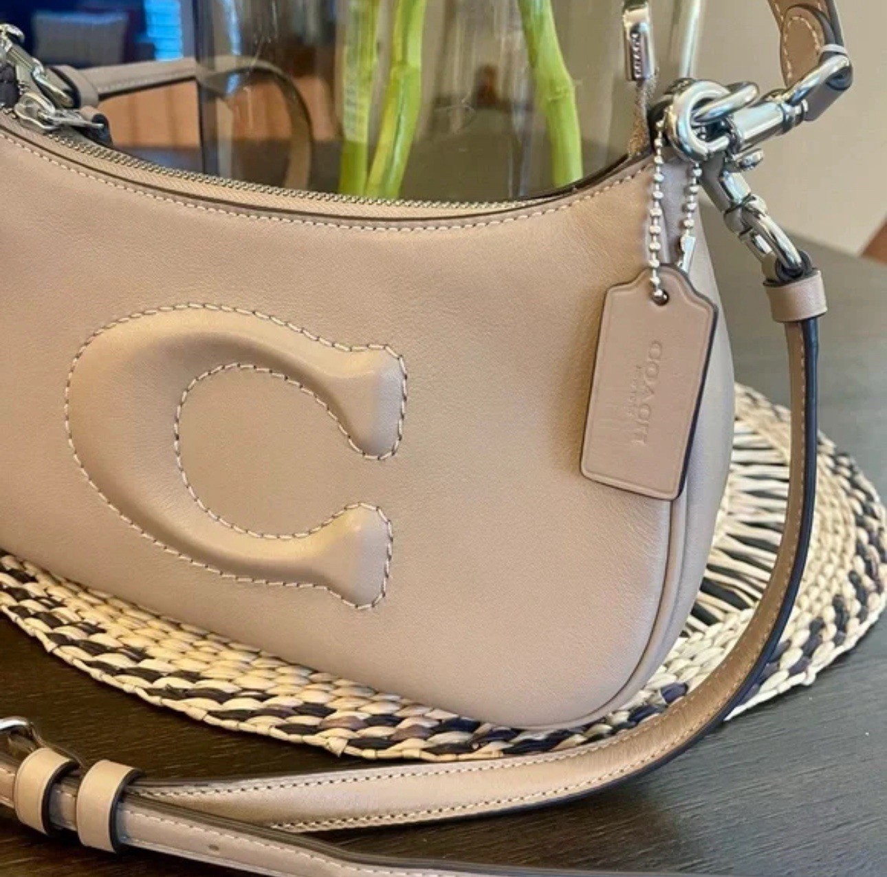 Coach Teri Shoulder Bag, Genuine Leather With 2 Belts, Shoulder And Crossbody! image 2