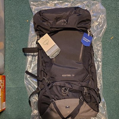 Osprey Kestrel Unisex Backpack 38L, Black Hiking Men NWT