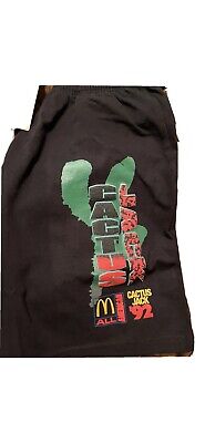 Travis Scott - Cactus Jack - Utopia - Mcdonalds drop Black Travis Scott - Cactus Jack - Utopia - Mcdonalds drop Black