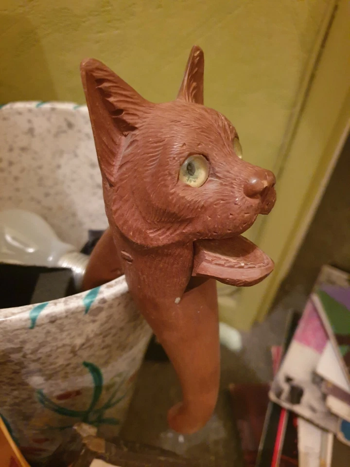 ANCIEN CASSE NOIX EN BOIS SCULPTE ART POPULAIRE DE LA FORET NOIRE TETE DE CHAT - Photo 2/4