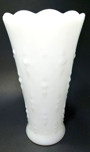 Vintage Anchor Hocking Milk Glass Vase Scalloped Rim Teardrop Pearl Pattern