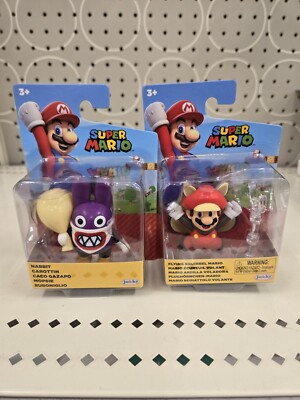 World of Nintendo Flying Squirrel Mario 2.5'' & Nabbit Action Figure Lot Of 2