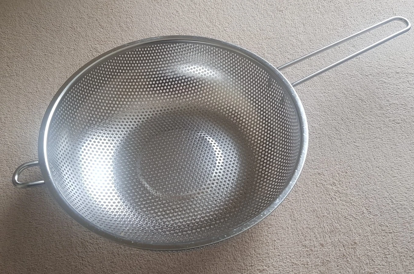 Colander Strainer Heavy Duty for Rice Pasta Veg, 26cm Stainless Steel Firm Mesh
Opens in a new windo