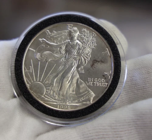 1996  US Silver Eagle $1 Nice Unc Better Year Spots