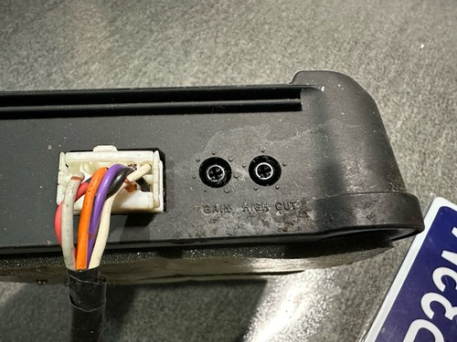 1998-2001 Subaru Impreza 2.5RS Stock Underseat Subwoofer Amplifier & Harness GC8 - Picture 7 of 14