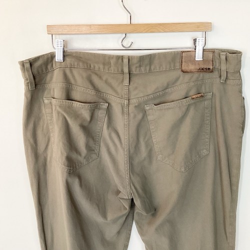 Joe’s Jeans Men’s The Brixton Straight and Narrow Pants - Tropical Olive - 38 - Picture 6 of 8
