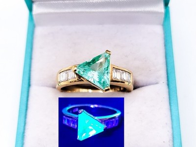 925 Vintage Aqua UV Spinel Ring Triangle 925 Gold Plated Size 8.75 Uranium Glass